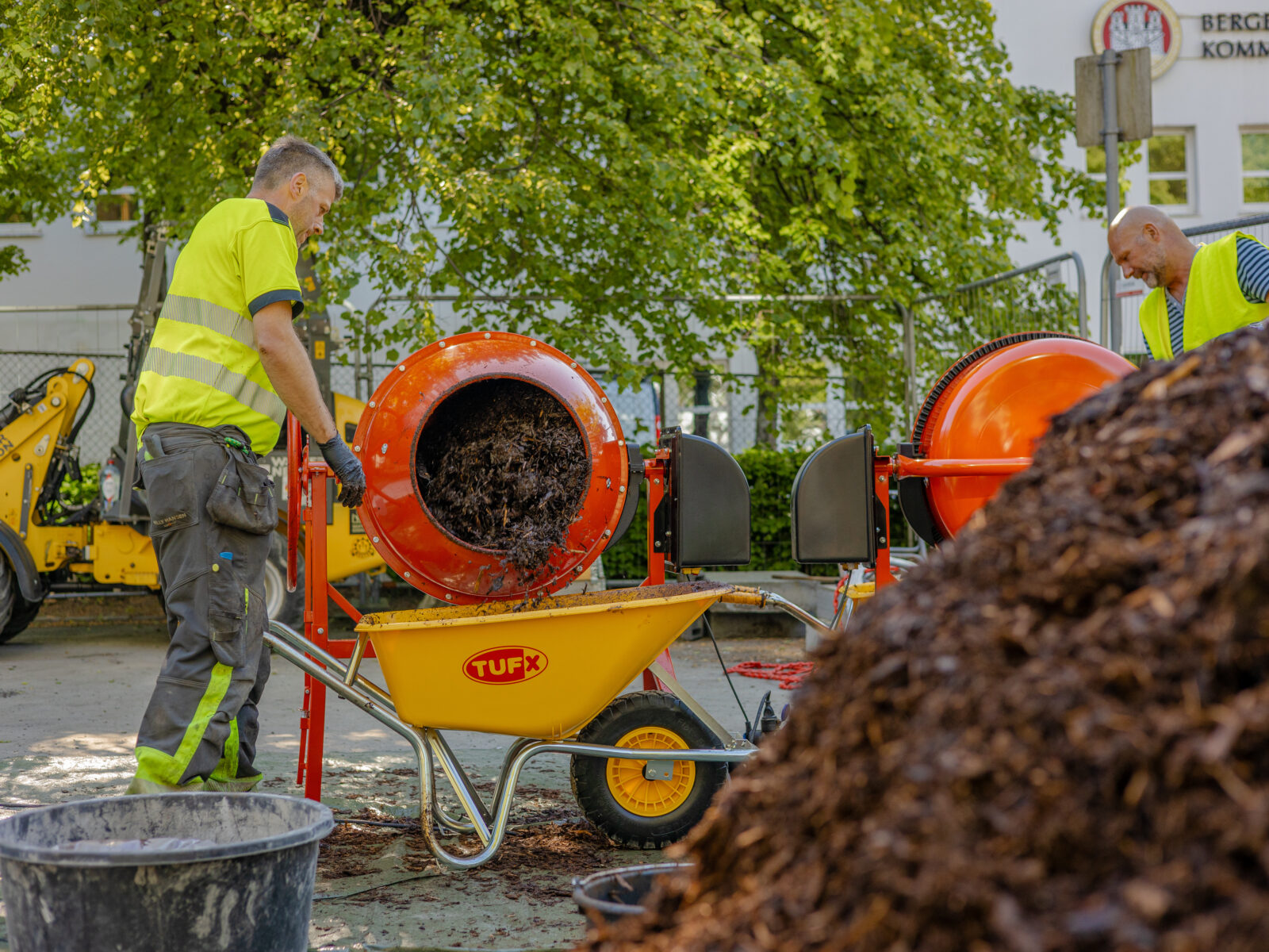 Miljøvennlige fallunderlag prøves ut i Oslo og Bergen