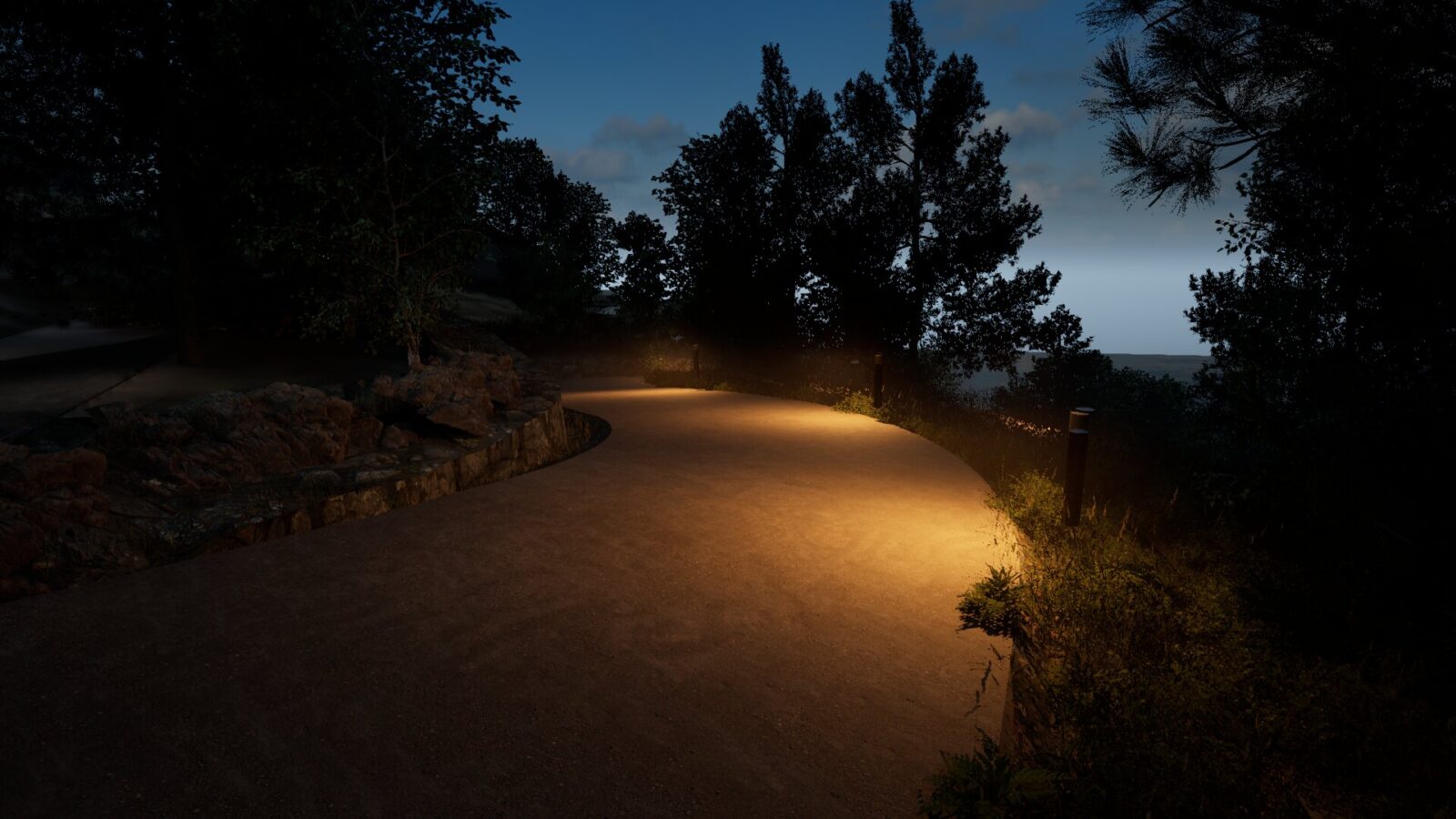 Opplyst sti ved Knarvik renseanlegg.