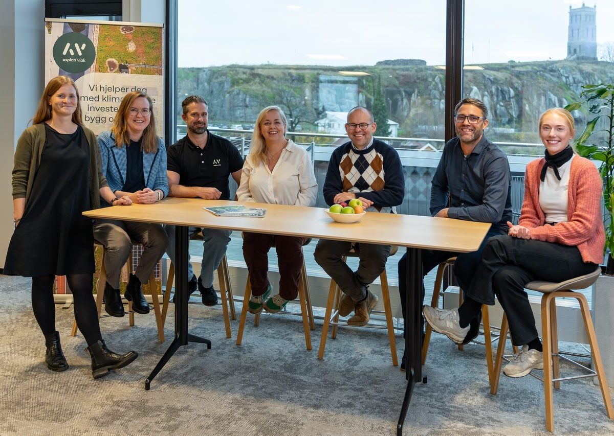 Ansatte på Asplan Viak sitt kontor i Tønsberg.