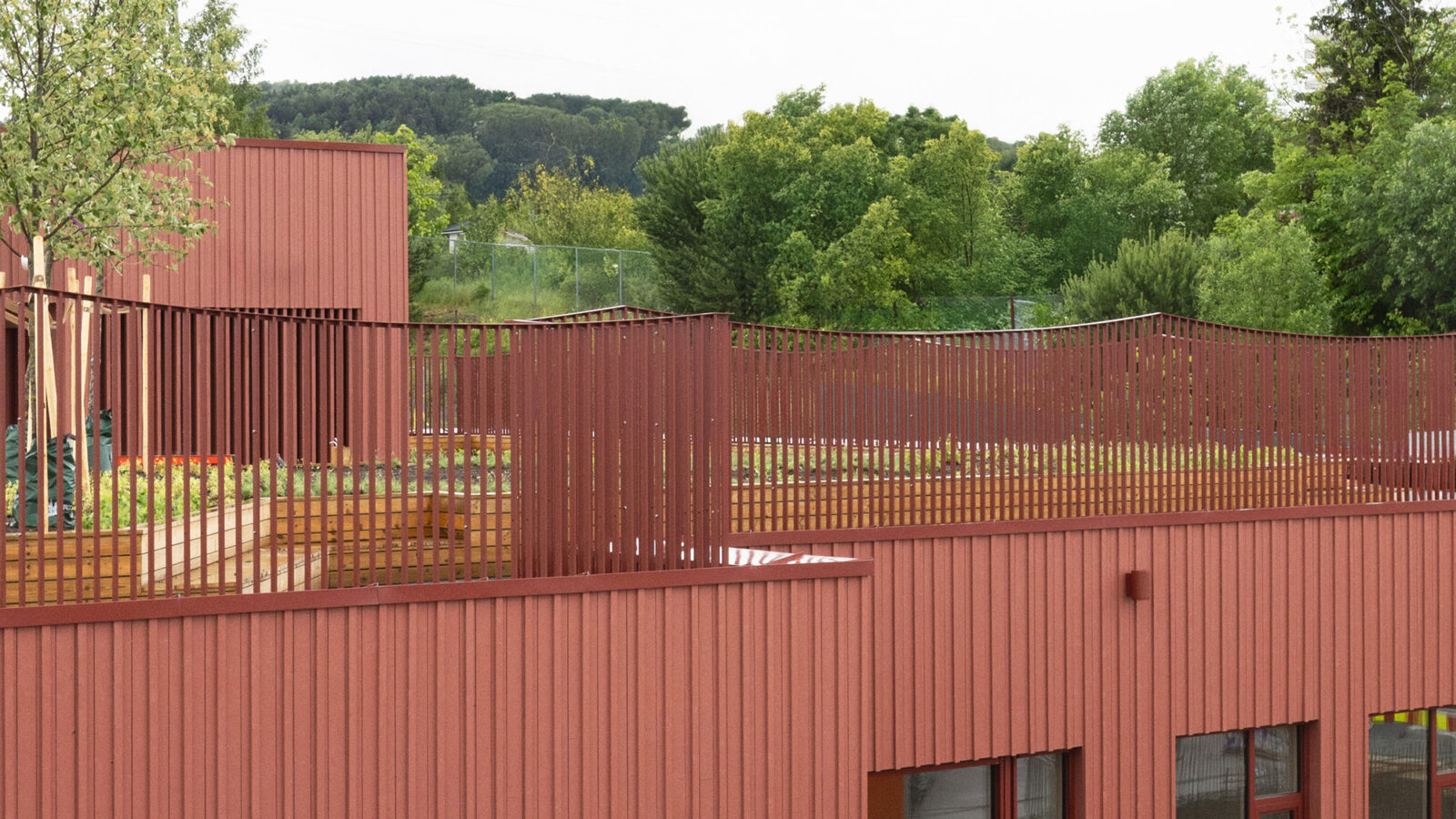 Eksteriørbilde fra Refstad skole.