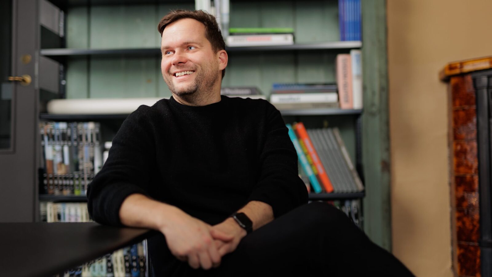 En arkitekt på arkitektkontoret