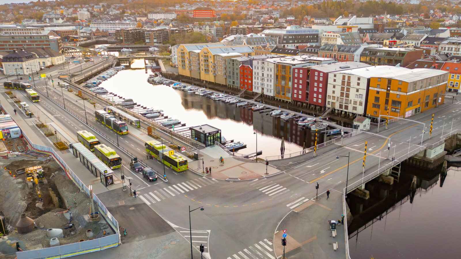 Dronebilder av en by som illustrasjonsbilde for Webinar om Fartsgrenser